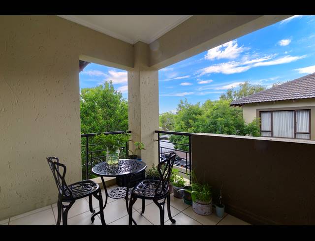 2 BEDROOM APARTMENT FOR SALE IN CRAIGAVON